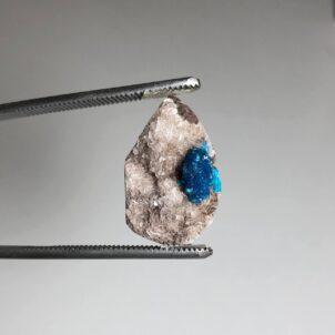سنگ راف کاوانسیت طبیعی آبی با کیفیت هندی اشکی ۲۴۰۰۸۳