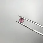 نگین اسپینل معدنی ارغوانی 250343